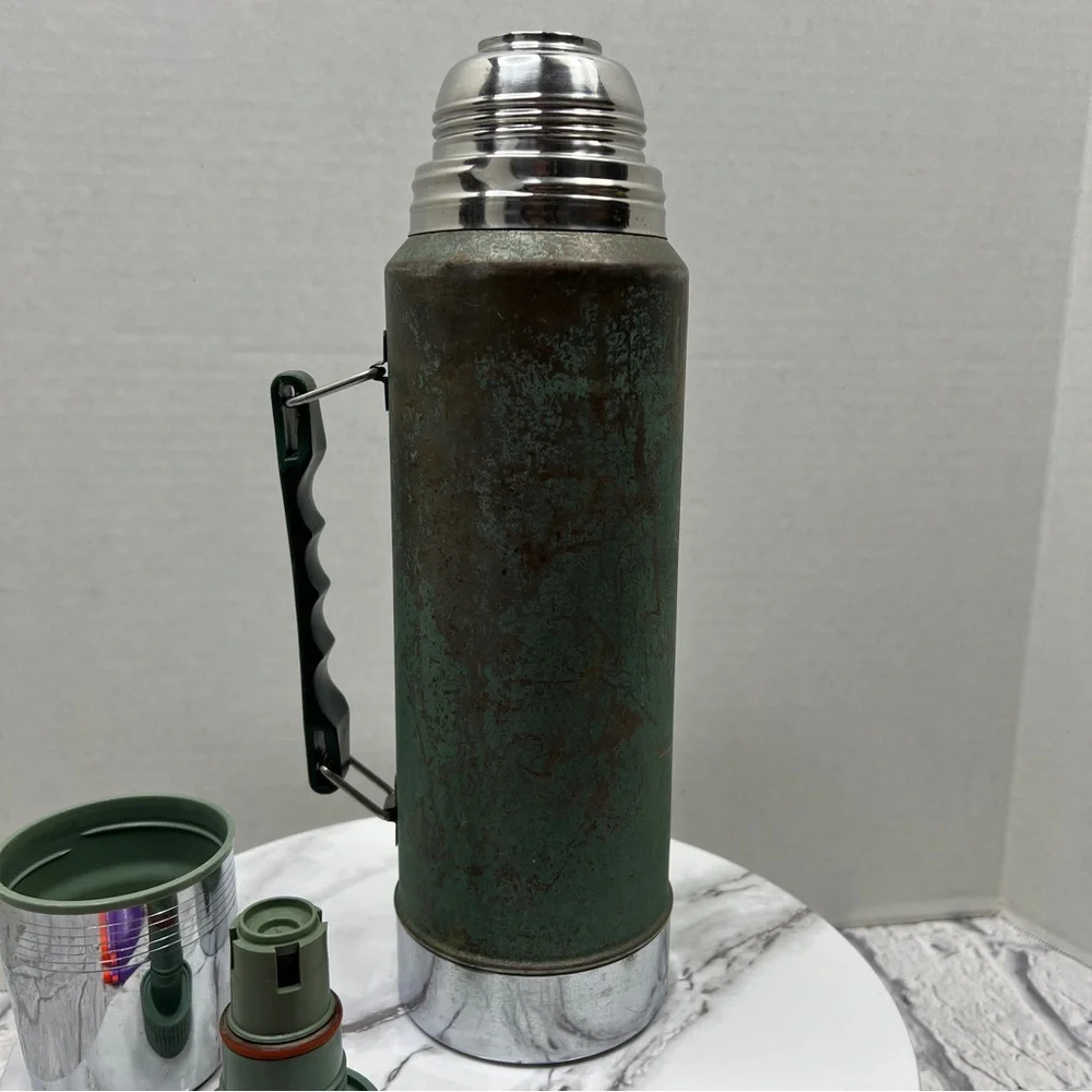 VINTAGE ALADIN STANLEY Thermos 1QT Green Hammertone | 1980s Hot/Cold Bottle
